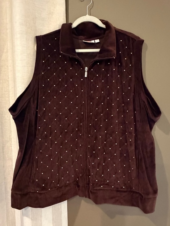 Jackets & Blazers - Quacker Factory Brown Velour Quilted Rhinestone Zip Up Vest Sleeveless, Size 3X